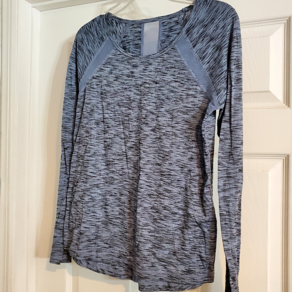 Blue active top